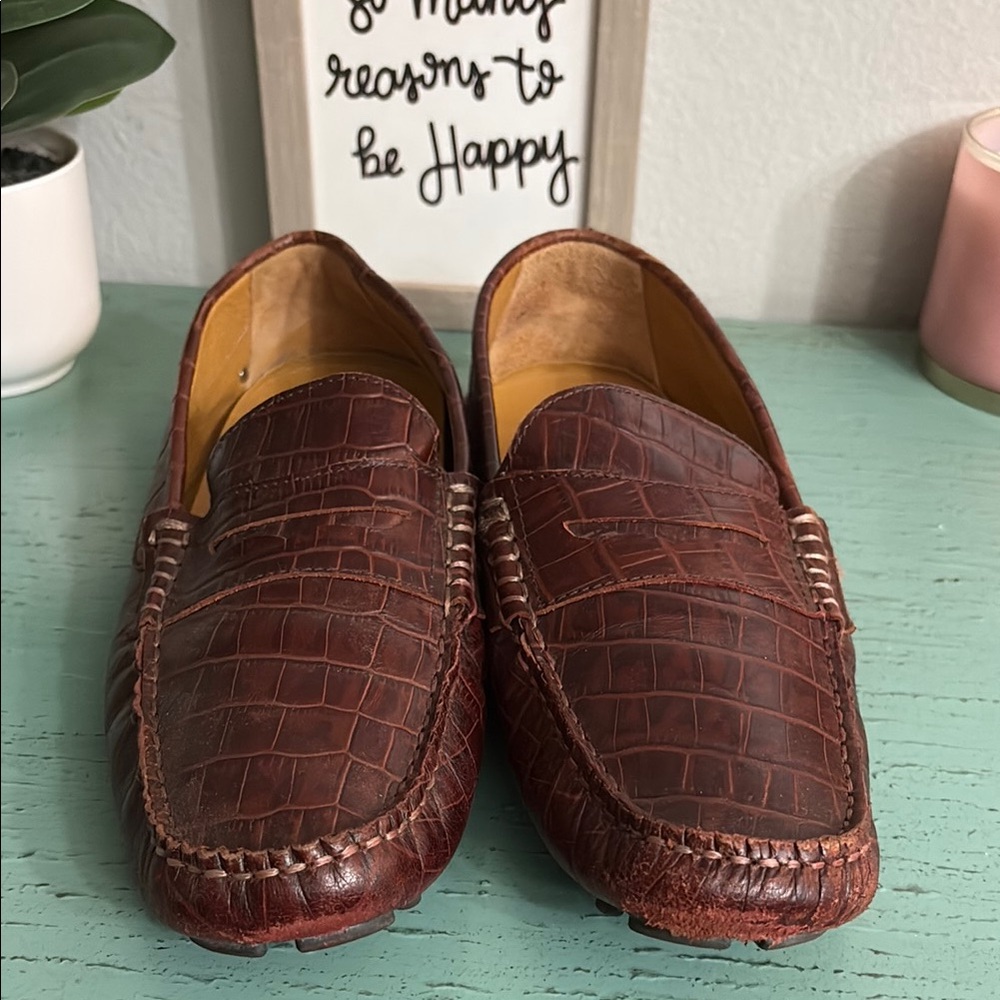 Men's Brown Loafers SZ 44 box 160